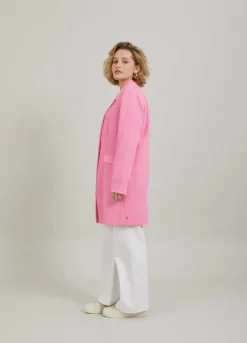 Coat W. Structure
