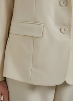 Daisy Fit Blazer