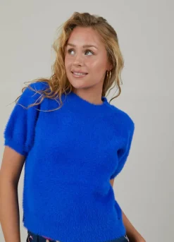 Fluffy Knit With Short Sleeves