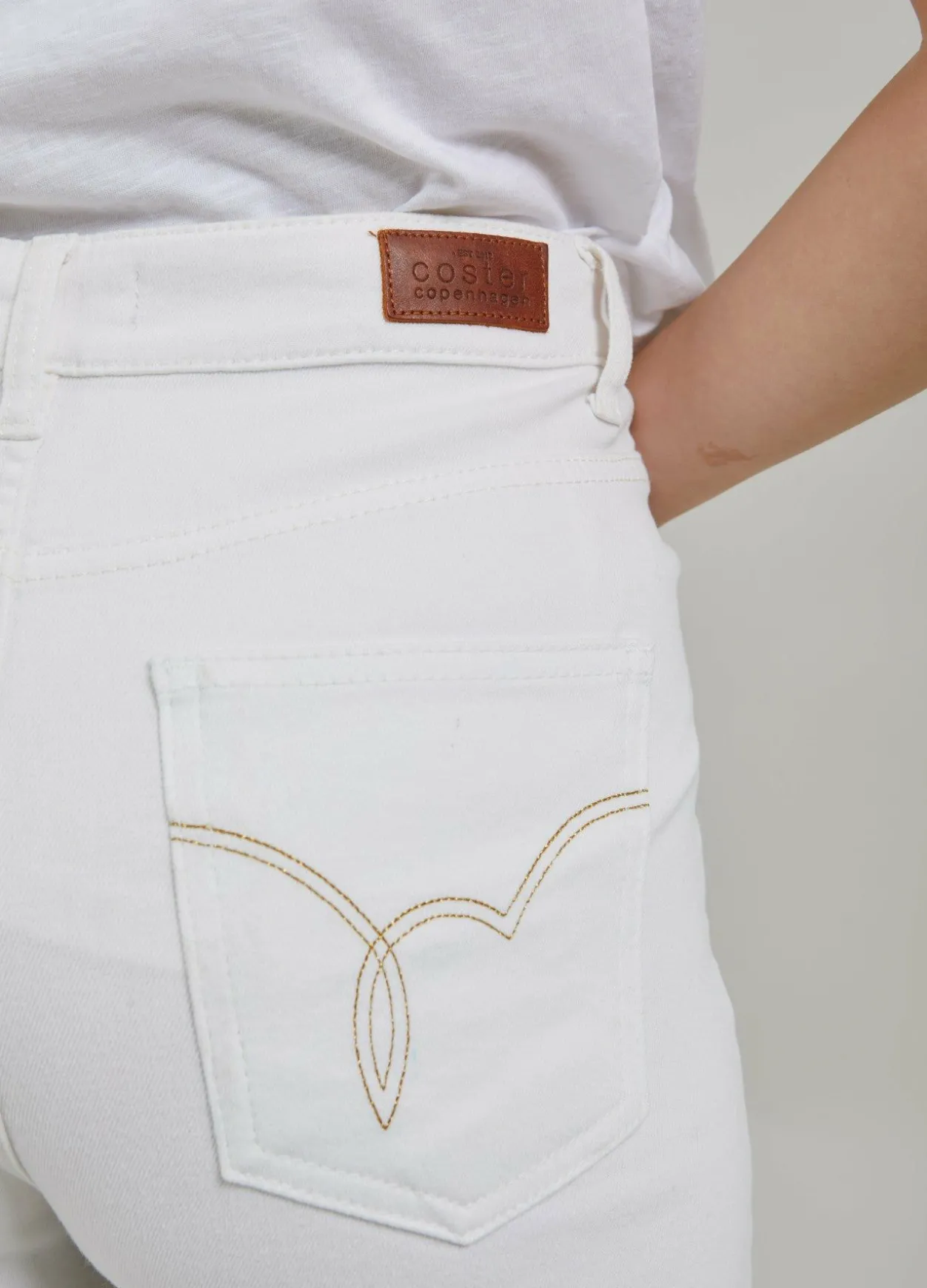 High Waisted Jeans