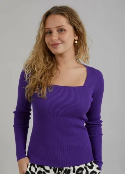 Knit W. Long Sleeves And Squared Neck
