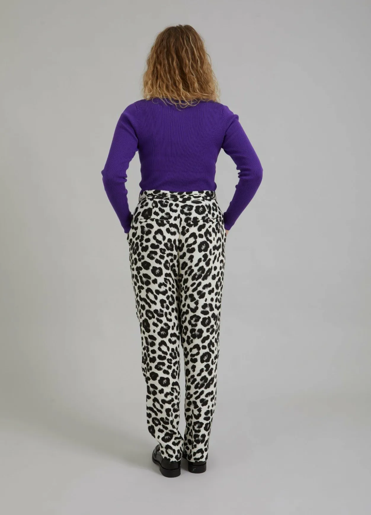 Knit W. Long Sleeves And Squared Neck