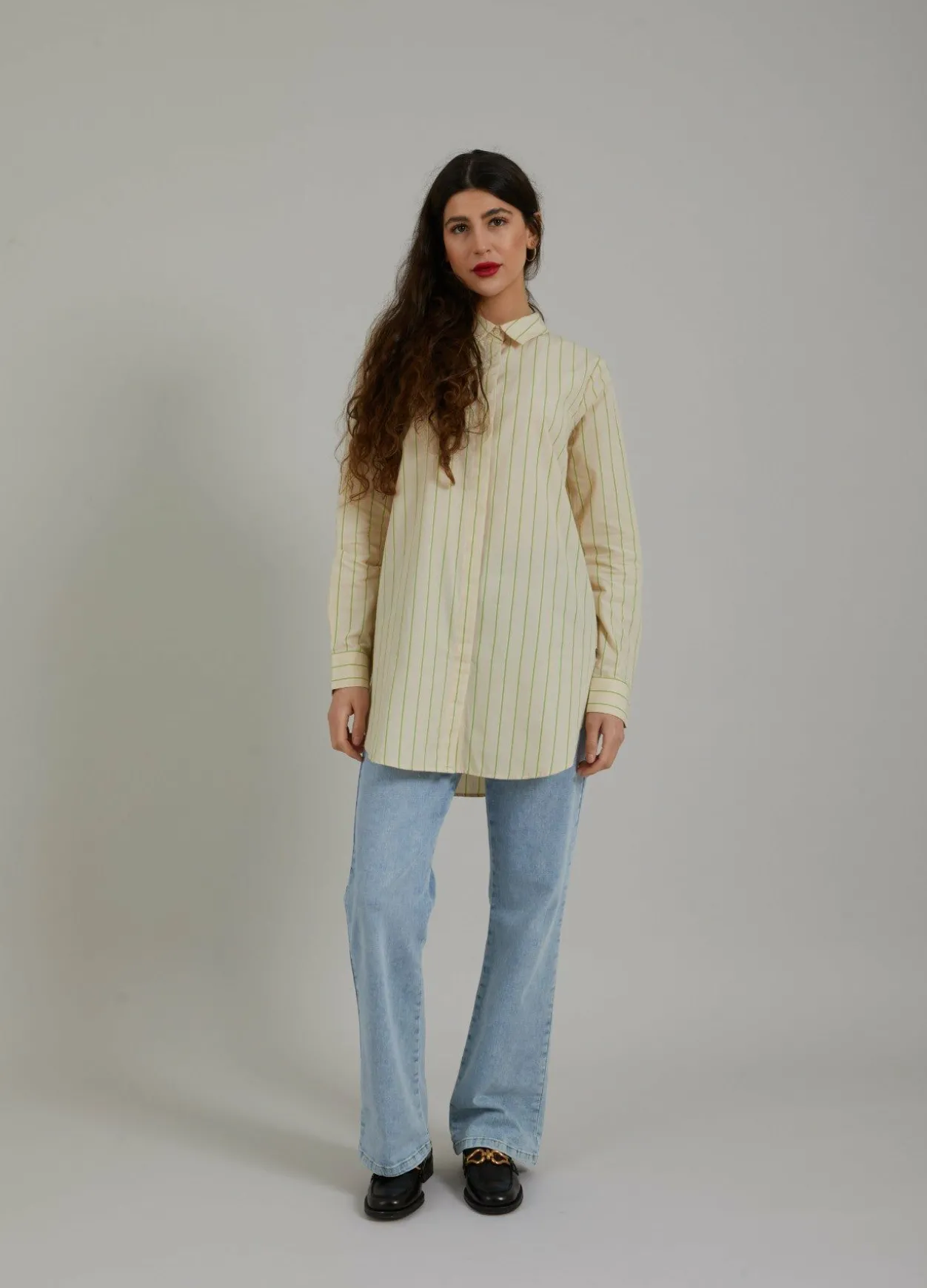 Long Shirt W. Thin Stripes