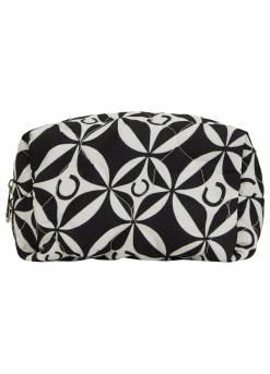 Quiltet Make-Up Bag