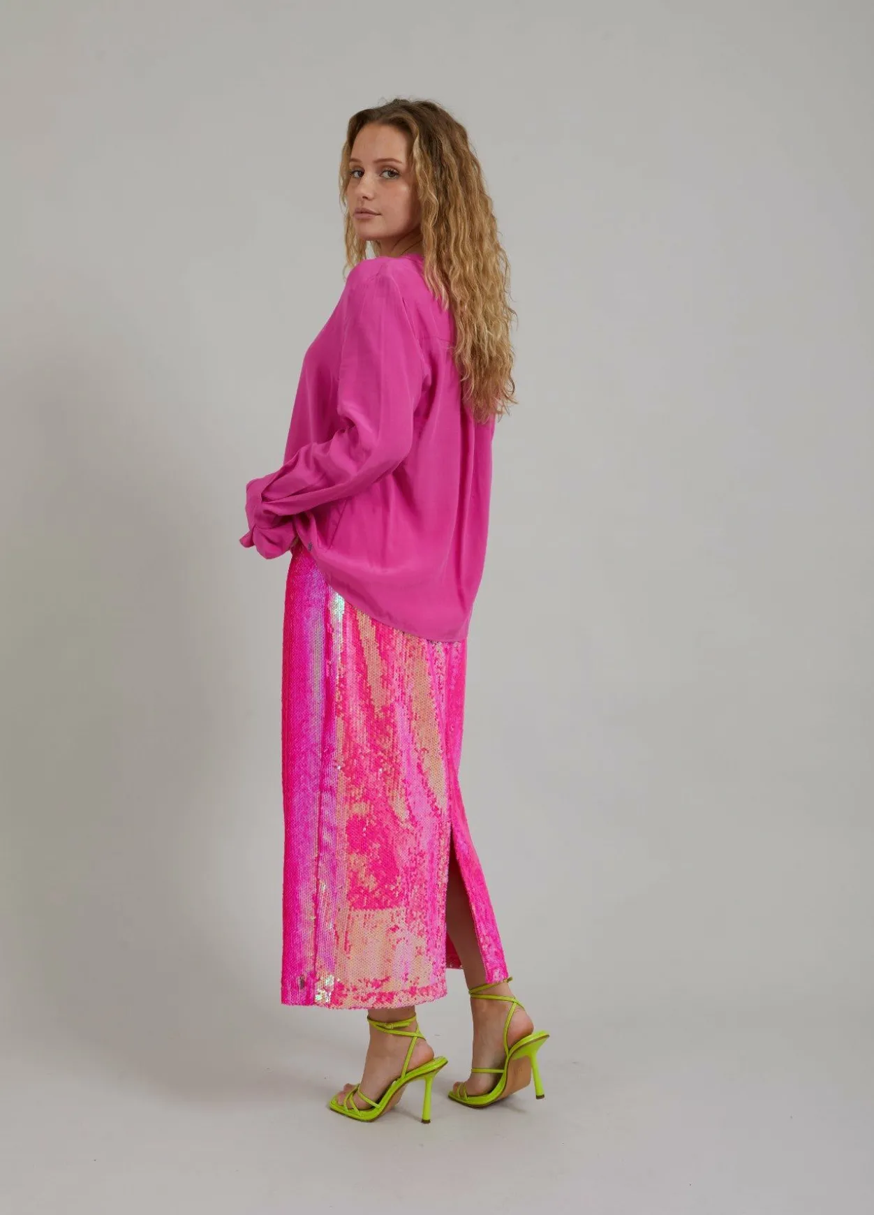 Shirt W. Pleats