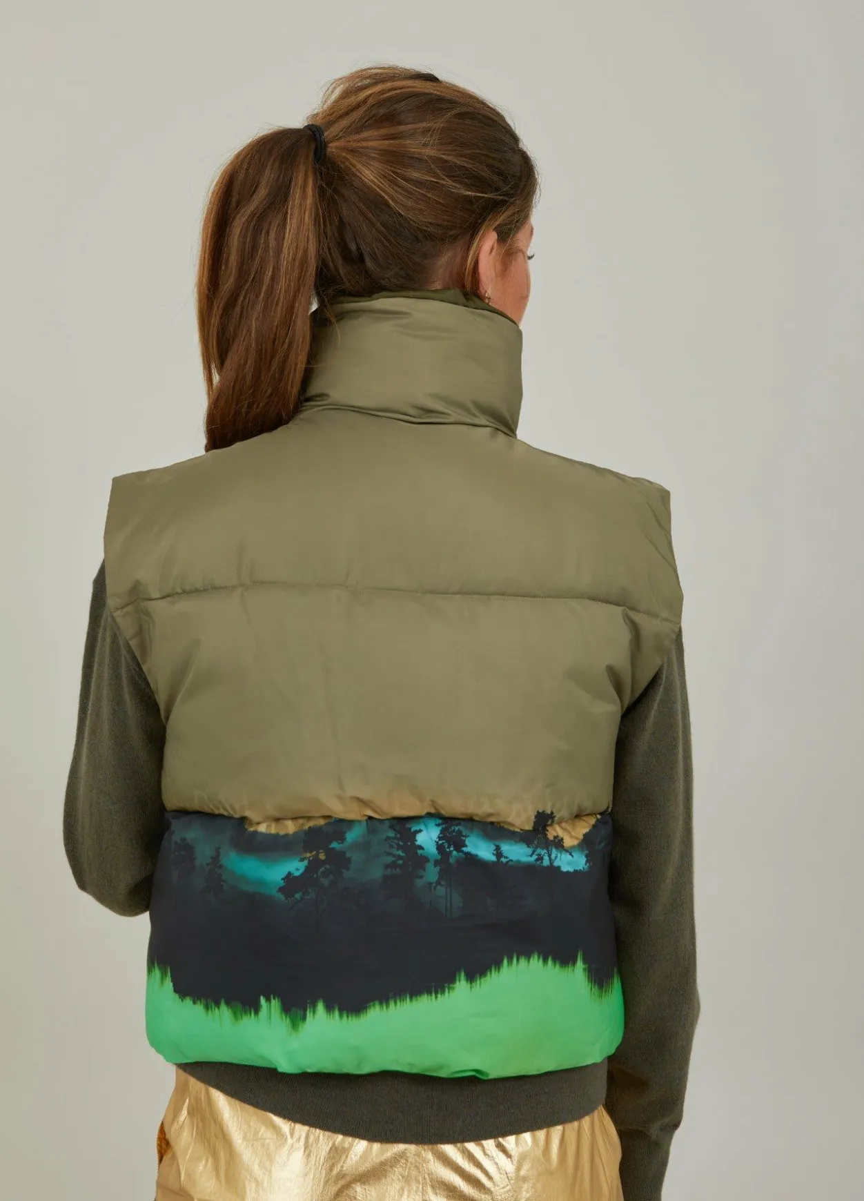 Short Vest In Magic Forest Print