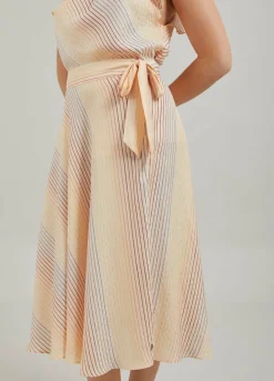Skirt W. Rainbow Stripe Print