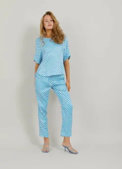 Top In Heringbone Print