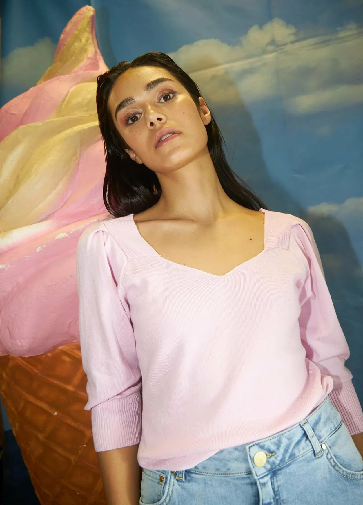 Top W. Squared Neck