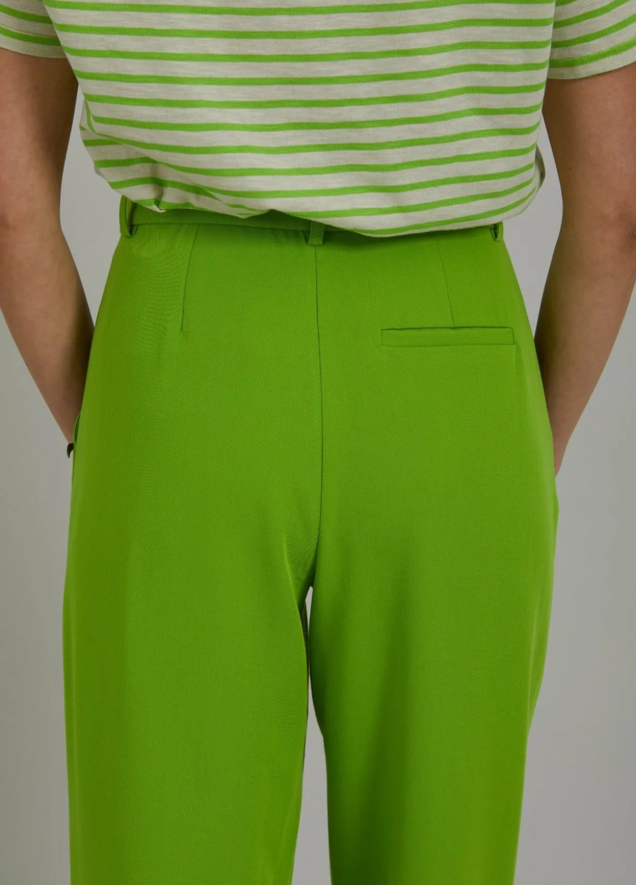 Trousers W. Wide Legs