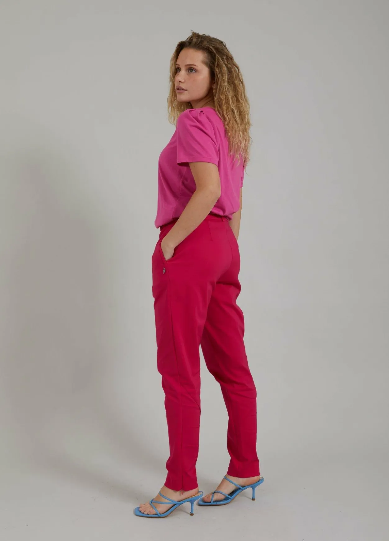 T-Shirt W. Pleats