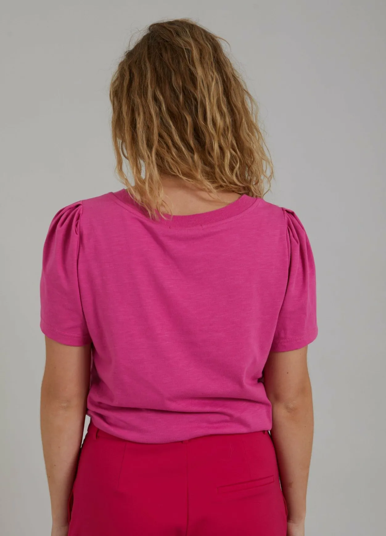 T-Shirt W. Pleats