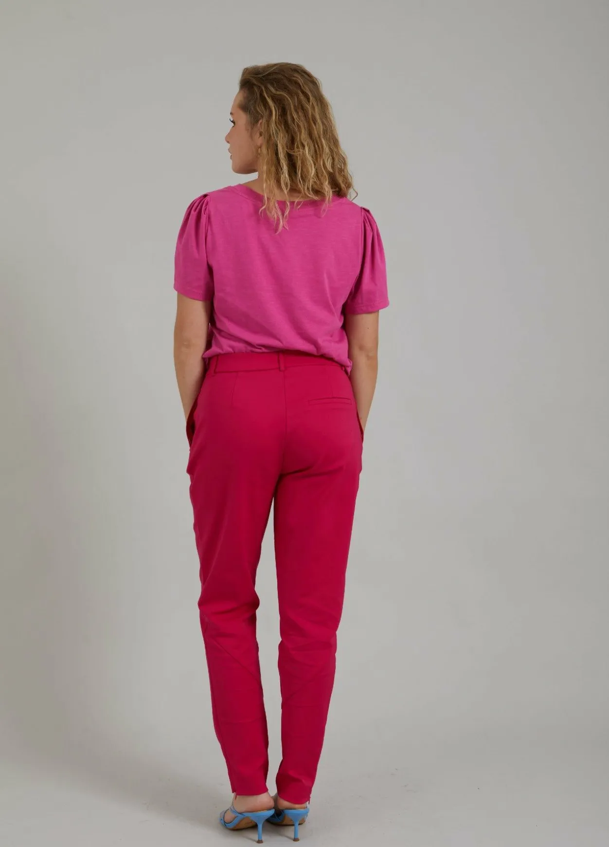 T-Shirt W. Pleats
