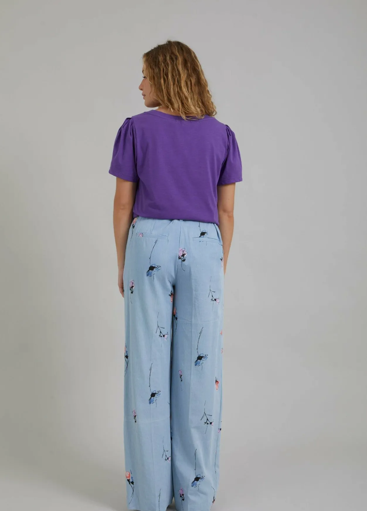 T-Shirt W. Pleats
