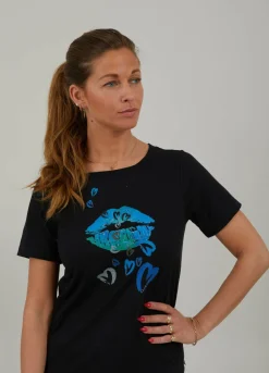 T-Shirt With Heart Lips Print