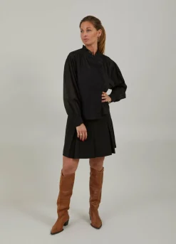 Wide Fit Shirt With Ruffels
